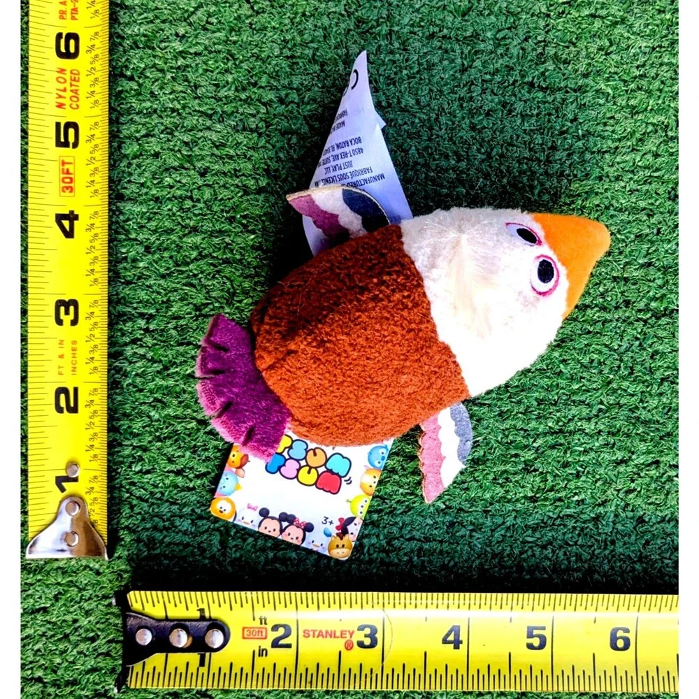 Finding Nemo Nigel Pelican Disney Store Tsum 3.5